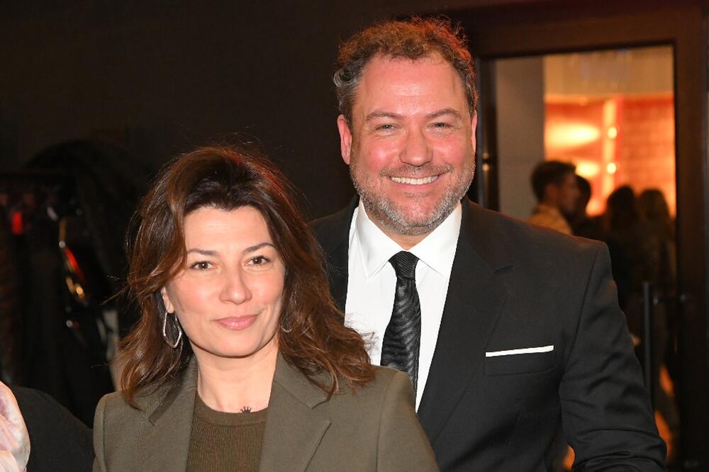 DIREKTOR BDP SE OD SVOJE LEPŠE POLOVINE NE ODVAJA: Jednom ga je IZGUBILA, a onda je sudbina imala DRUGI PLAN