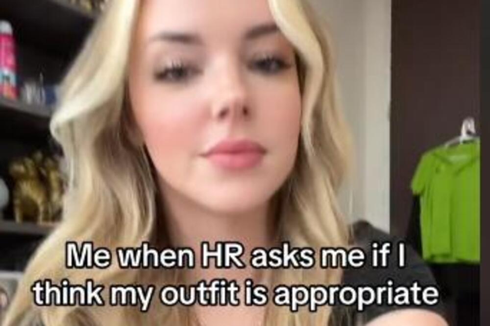 OVA PLAVUŠA IMA NAJVEĆE PRIRODNE GRUDI KOJE STE VIDELI: Kad ih PROTRESE nastane zemljotres, OVOLIKU KORPU NEMA NIKO