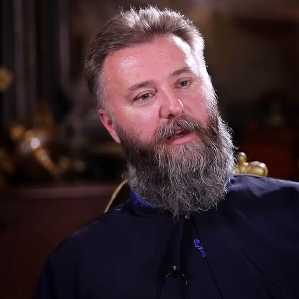 Zbog fatalne greške muškaraca BRAKOVI PUCAJU: Otac Predrag otkrio razlog i ženama će sve biti kristalno jasno