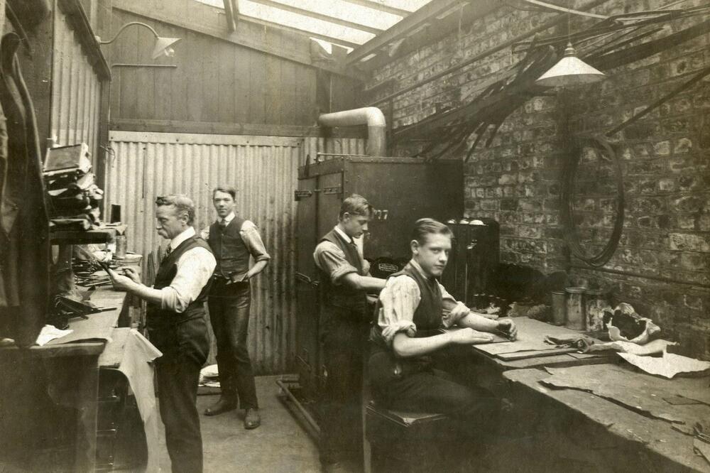 ŠOKIRAĆETE SE KADA SAZNATE KOLIKO JE TRAJAO RADNI DAN U SRBIJI KRAJEM 19. VEKA:U školu je tada išlo SVAKO OSMO DETE