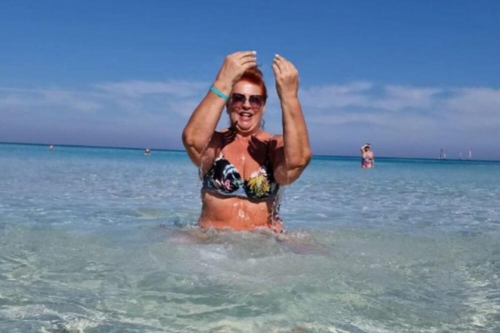 Svetska diva nosi majicu sa likom Ćane! Ceo svet gleda u fotku i ne veruje šta vidi, da li je ovo realno?!