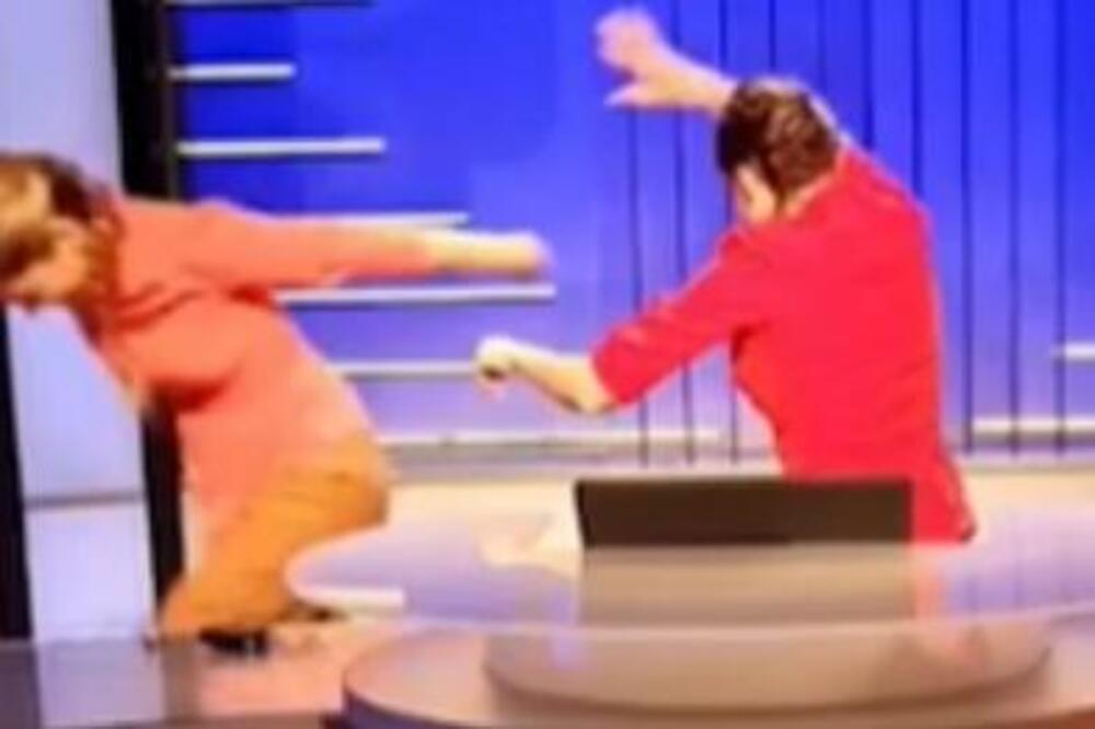 ONO ŠTO SE TADA DESILO NA RTS-U ŠOKIRALO JE CELU DRŽAVU: Voditeljke se POTUKLE, sve pušteno u ETAR bez CENZURE