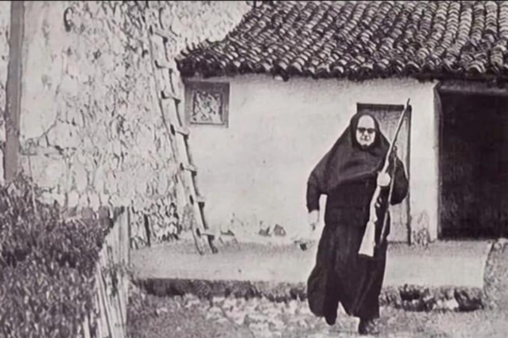 SVETINJE I SESTRINSTVO PUŠKOM BRANILA: Igumanija manastira na Kosovu oduvek će biti SINONIM ZA HRABROST! (VIDEO)