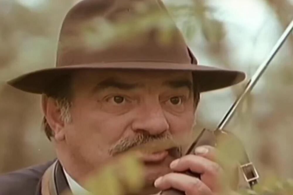 DUŠAN KOVAČEVIĆ JE OTKRIO KAKO JE REŠIO DA REŽIRA SVOJ PRVI FILM: Ovaj KLASIK je i nakon 40 godina apsolutni HIT