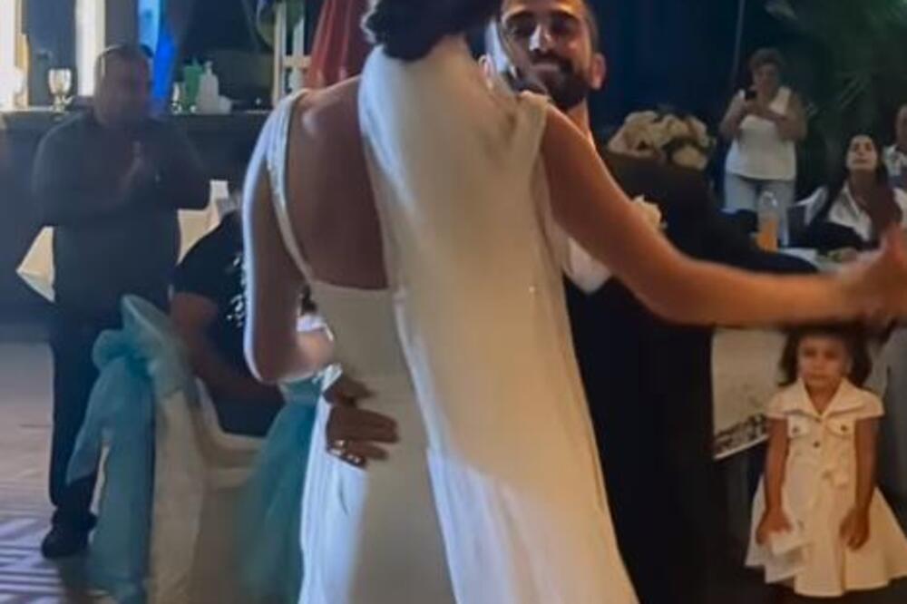 EVO KAKO IZGLEDA SVADBA KAD TURČIN ŽENI SRPKINJU: Emre OSVOJIO Milenu, a ovako su na to REAGOVALI NJENI RODITELJI!