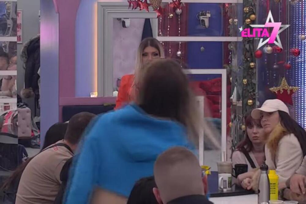 OVE REČI ĆE BOLETI: Anđela iskazala GAĐENJE prema Žani, NASTAO HAOS