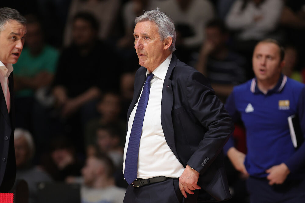 Svetislav Pešić na utakmici Srbije i Finske