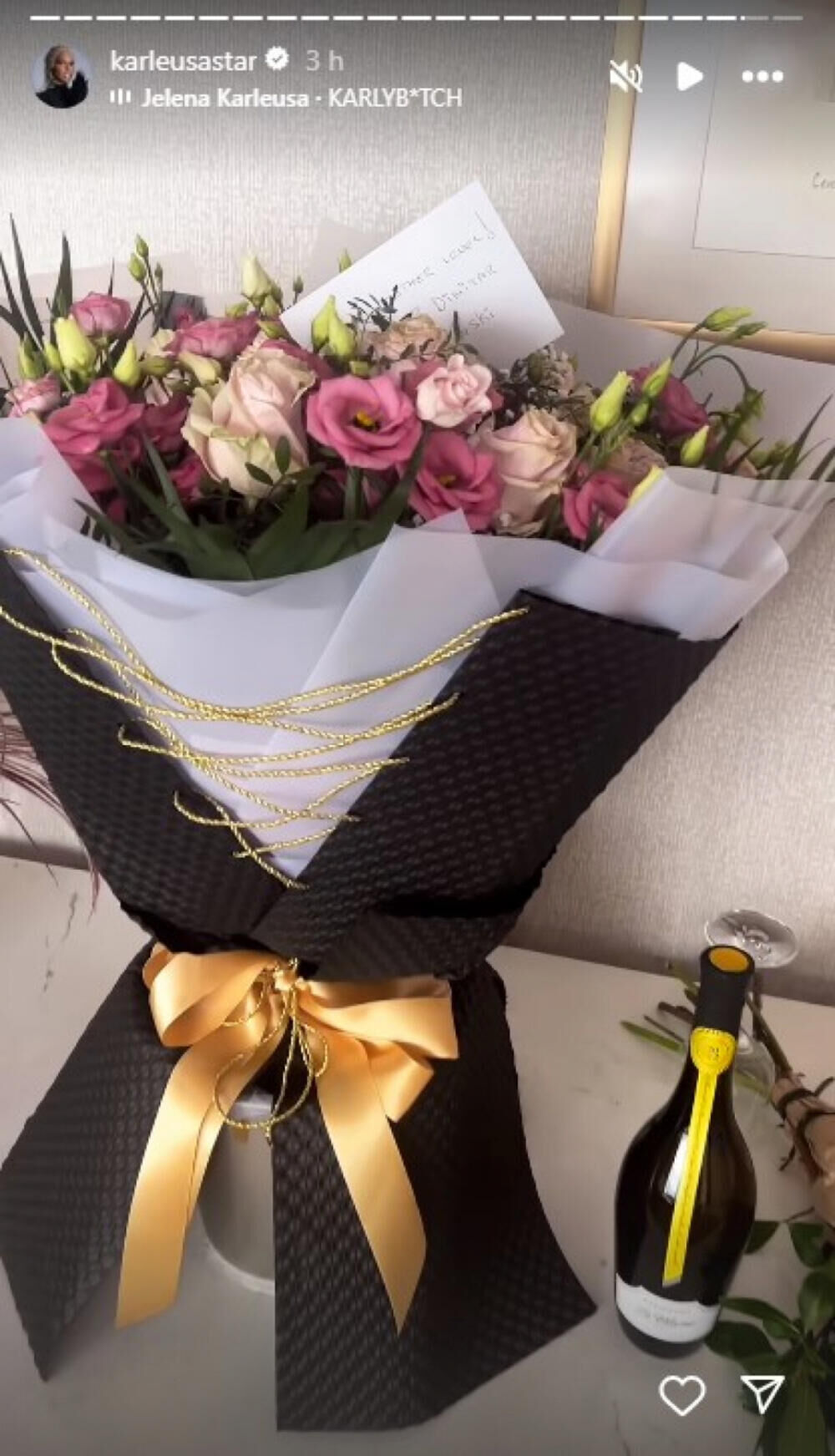 Dobila je poklon od svojih obažaovca iz Bugarske