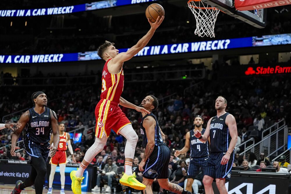 Bogdan Bogdanović na utakmici Atlanta Hoksa i Orlando Medžika