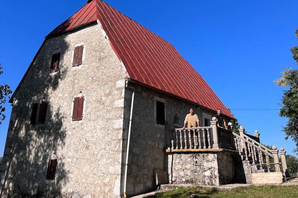 Ovo je dedovina Jovana Memedovića! Poreklo mu nije iz Srbije, majka mu je iz ove zemlje, a otac... (FOTO)