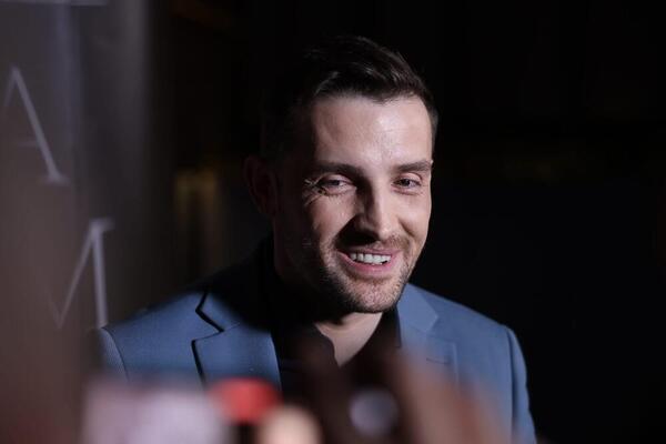 NOVO SAOPŠTENJE MIRZE SELIMOVIĆA NAKON SAOBRAĆAJKE! PEVAČ PRIZNAO DA JE DOŠLO DO NESPORAZUMA: Moj bend je...