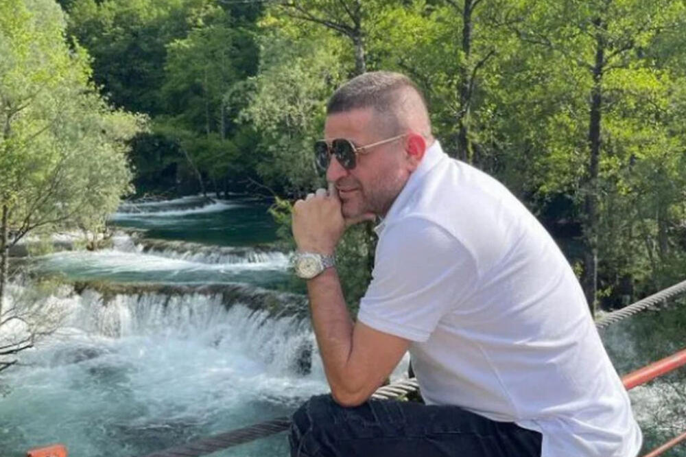 ZNATE LI DA BAJA MALI KNINDŽA ŽIVI BEZ JEDNOG BUBREGA? Bio ŽIVOTNO ugrožen, ovaj čovek mu je SPASIO ŽIVOT