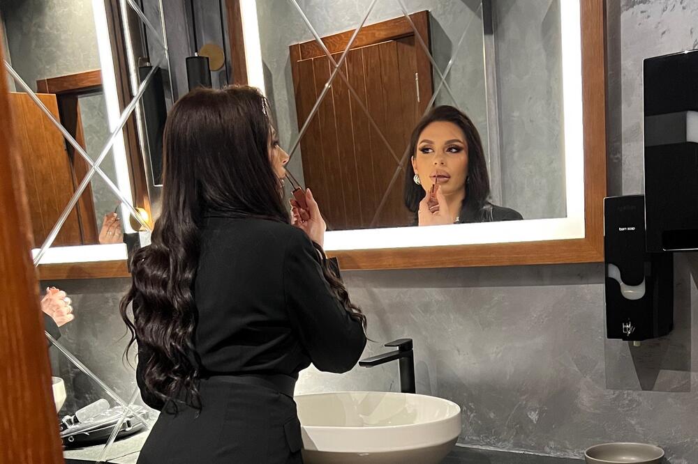 ESPRESO PAPARACO! VATRENA CRNKA O KOJOJ JE BRUJAO BEOGRAD UHVAĆENA U HIT IZDANJU: Na njoj SVE PUCA, a bez OVOGA...