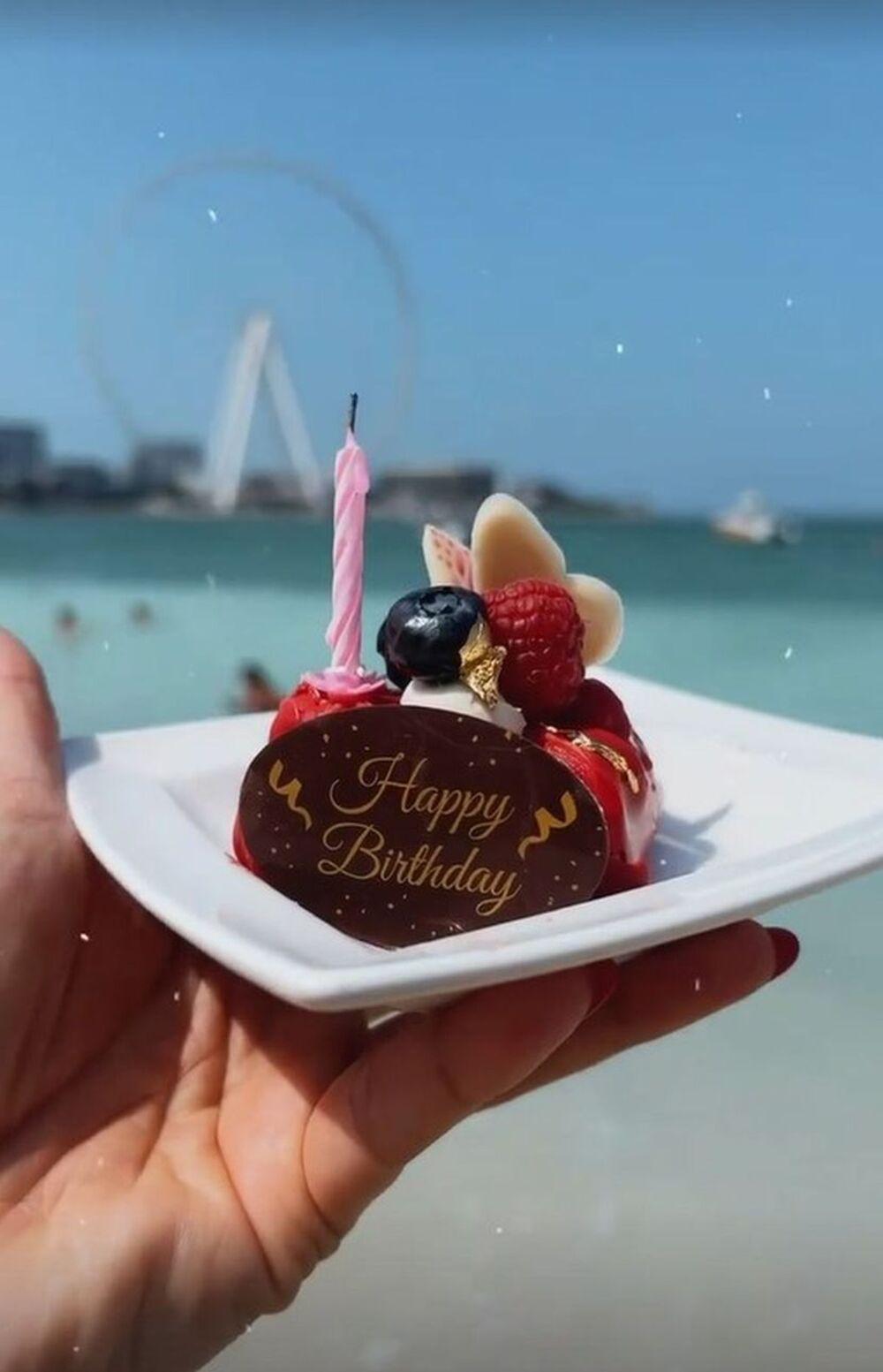 Pevačica je obeležila svoj 47. rođendan