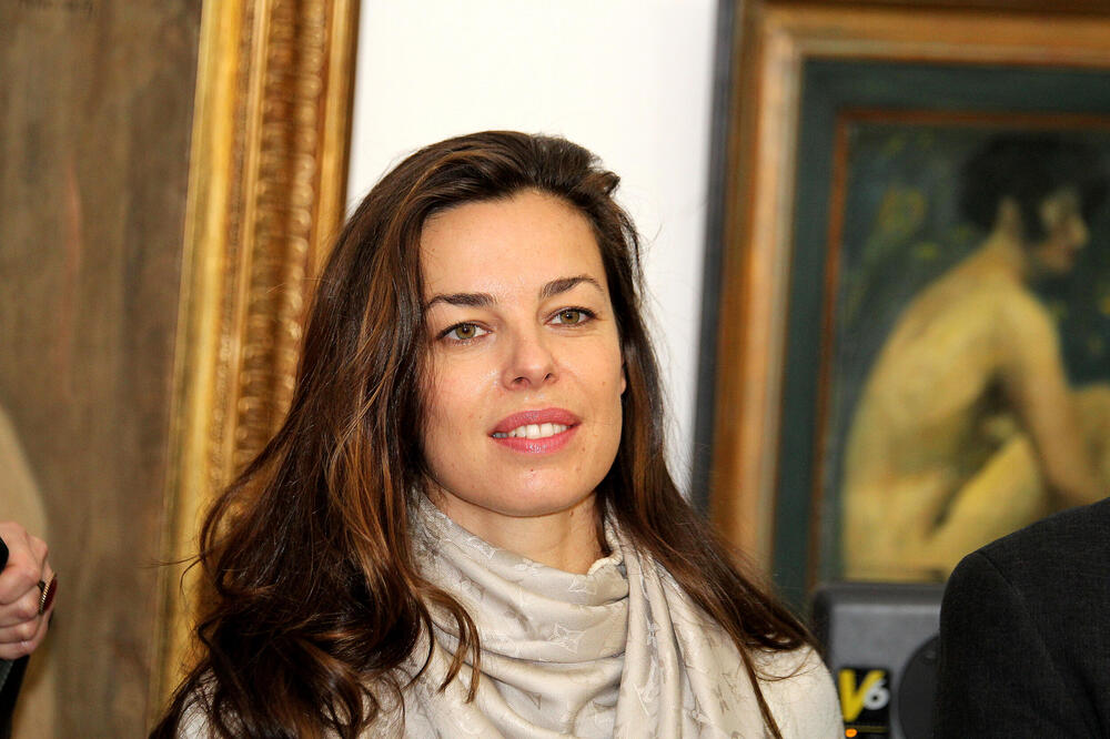 OVA LEPOTICA JE ROĐENA SESTRA KATARINE RADIVOJEVIĆ: Jasna živi u Americi, a evo i čime se bavi, iznenadićete se