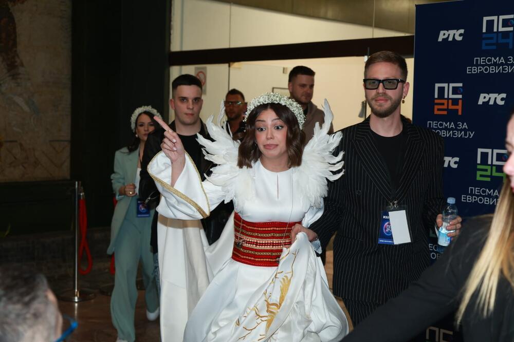 ZGAZILI GNEZDO ORLOVO! Breskvici zabranili ulazak na Kosovo i Metohiju - ONA IZDALA HITNO SAOPŠTENJE