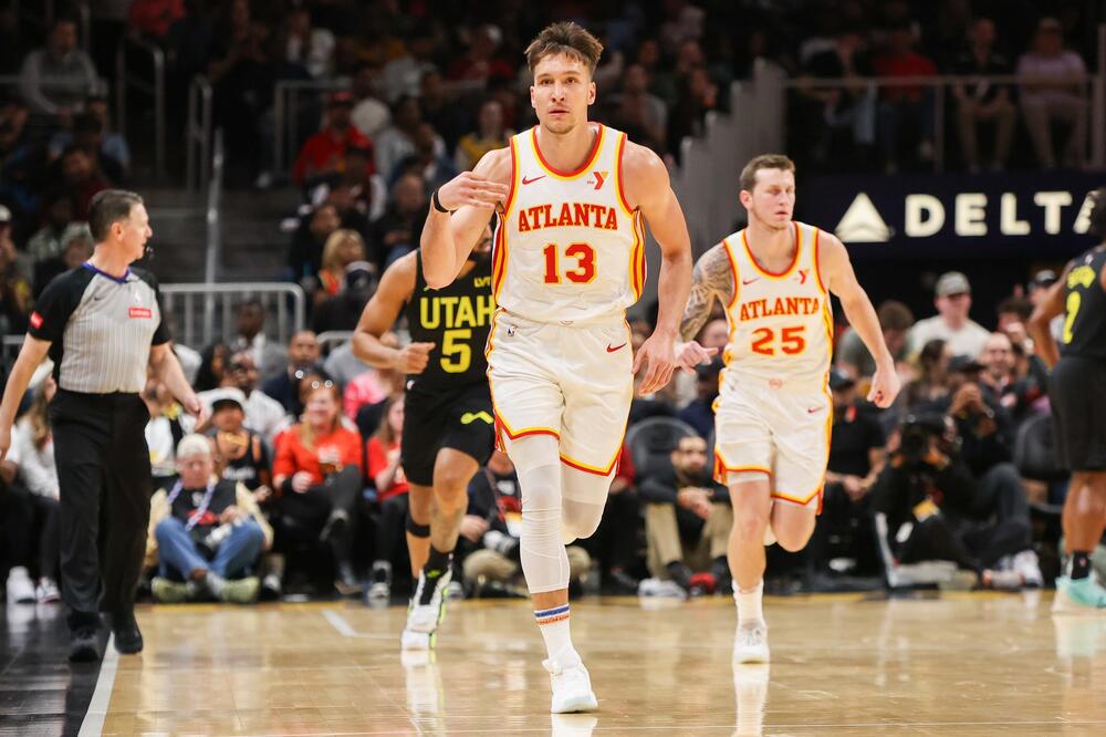 SRPSKI SNAJPER SE "USIJAO" : Bogdanovićeva rapsodija protiv Jute - DEBAKL Micićevog Šarlota protiv razigranih Baksa