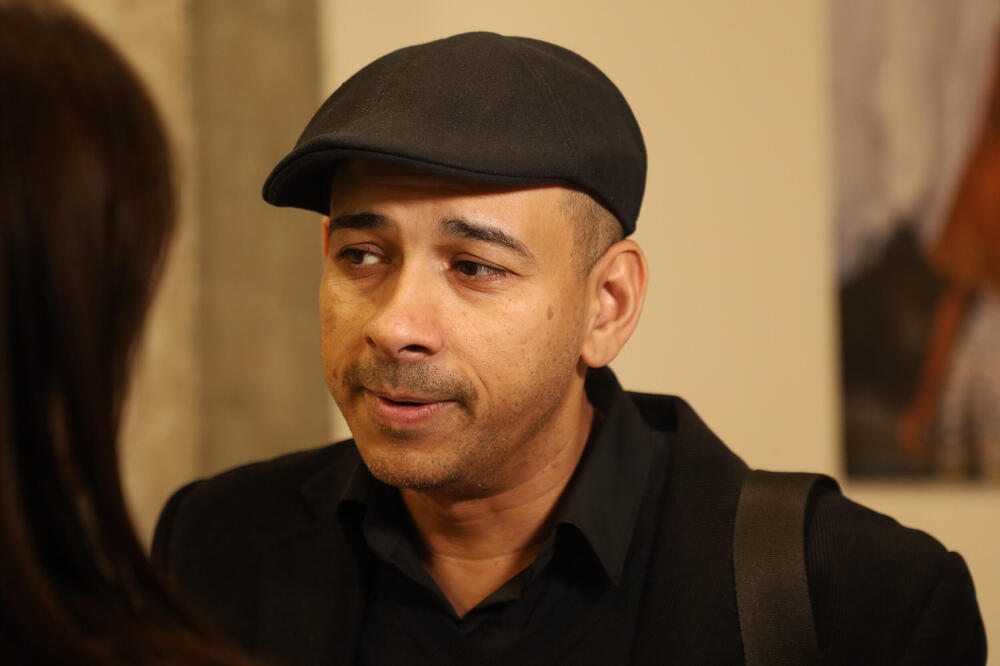 HUSA PROGOVORIO ŠTA SE DEŠAVALO IZA KAMERE, JEDNO MU NIJE BILO NIMALO PRIJATNO: O jednom glumcu izneo je SLEDEĆE