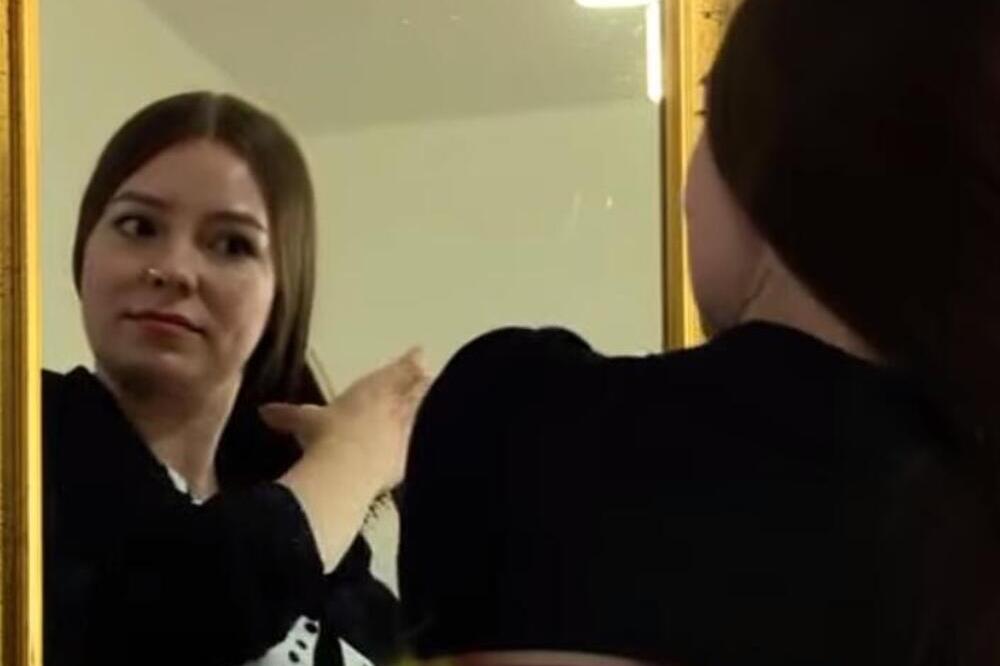 NIJE SE ŠIŠALA 14 GODINA, A ŠAMPONE PRAVI SAMA: Pogledajte kako izgleda moderna Zlatokosa iz Ćuprije (FOTO)