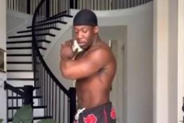 BODIBILDER POPIO HLADNU VODU I SRUŠIO SE NA POD 25 PUTA: Kad su doktori OTKRILI PROBLEM, svi su ZANEMELI od šoka