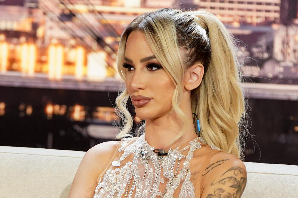 ALEKSANDRA NIKOLIĆ SPREMNA ZA POROĐAJ: Oglasila se, pa pokazala kako IZGLEDA, od Cara ni TRAGA NI GLASA