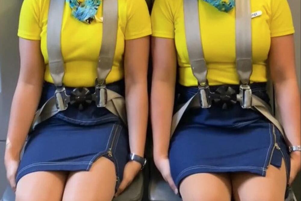 STJUARDESA OTKRILA ZAŠTO PRILIKOM POLETANJA I SLETANJA SEDI NA RUKAMA: Svaki putnik u avionu bi ovo TREBALO DA ZNA