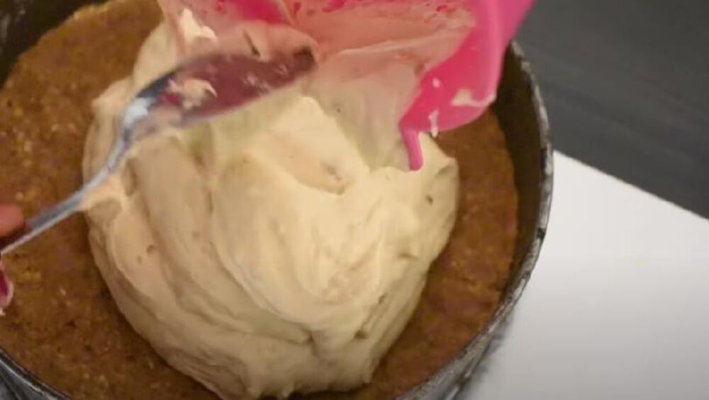 Filovanje turske alva torte