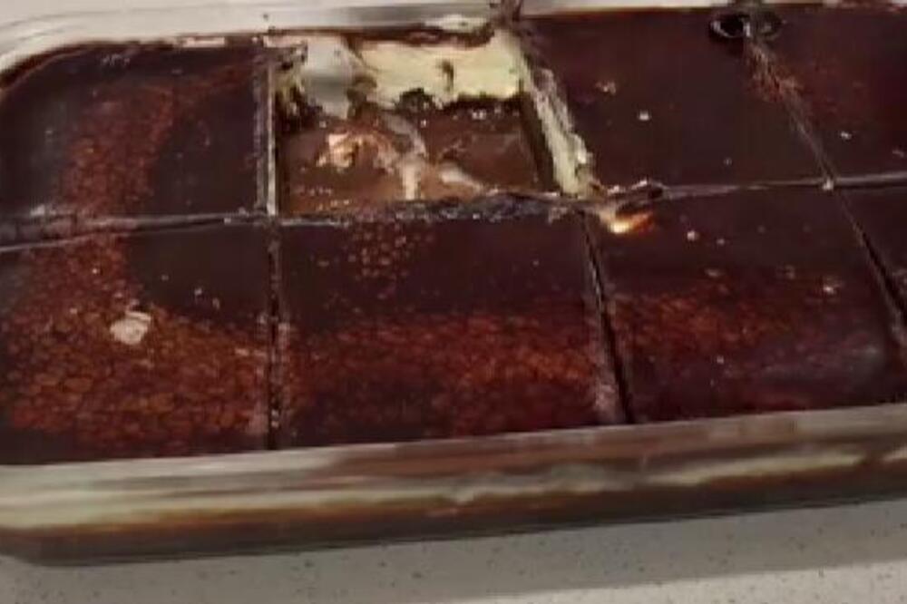 NAJLEPŠI UPLAKANI TURSKI KOLAČ: Poslastica koja uspeva svaki put - jeftini sastojci za svačiji novčanik