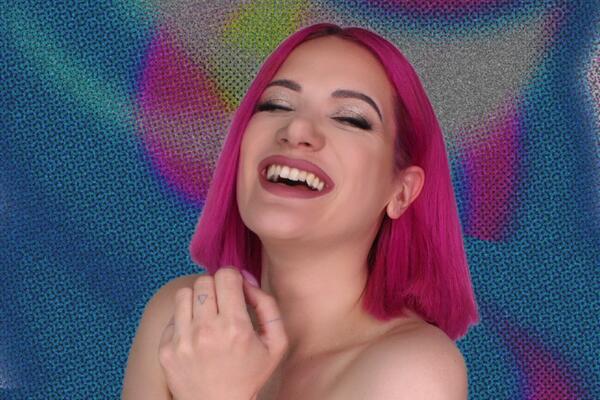 3 PUTA BILA NA EVROVIZIJI, A 7 NA BEOVIZIJI: Sashka Yanx se vraća MOĆNIJA nego ikada - njen nastup OBARA S NOGU