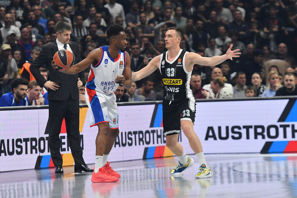 Detalj sa utakmice Partizana i Anadolu Efesa