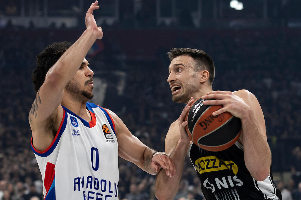 POTPISAO? Stavio je tačku!