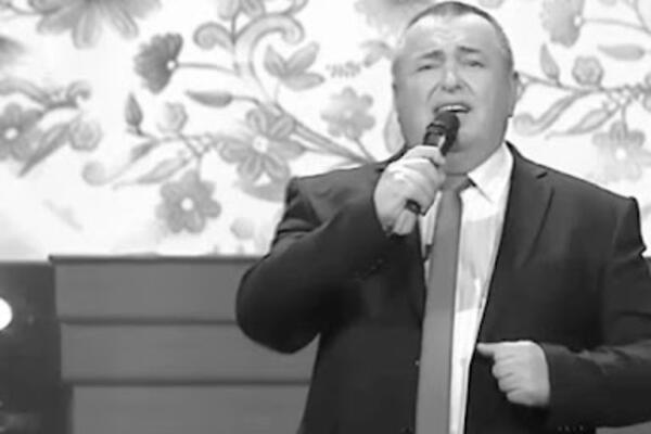 PREMINUO NAŠ POZNATI PEVAČ: Cela estrada TUGUJE za ovim čovekom