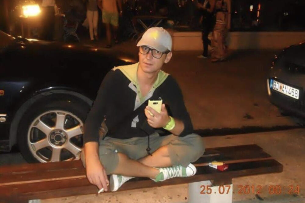 Otac želeo da ga živog zapali, brat izvršio samoubistvo! Prošlost voditelja Pinka kao iz HORORA - SVE IZAŠLO