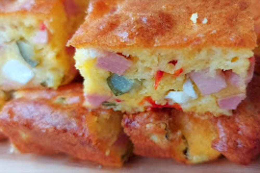 Obrok iz jedne posude, spreman za pola sata: Mekana i sočna pita za koju će vam i iskusne domaćice tražiti recept