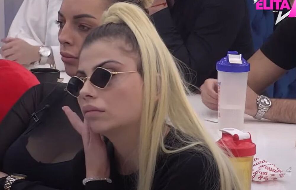 Oglasila se baba Anđele Šparavalo