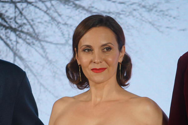 OČARALA JE LEPOTOM I TALENTOM NACIJU, A OVE PODATKE O NJOJ NISTE ZNALI: Ovo je ISTINA o našoj PREDIVNOJ GLUMICI