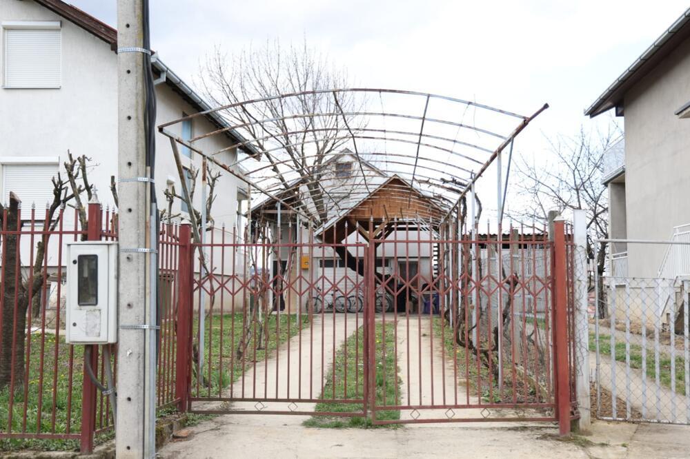 OTKRIVENO ČIME SE BAVIO MLADIĆ KOJI JE SA ŽENOM SKOČIO SA 17. SPRATA: Muzičar izneo jezive detalje o paru iz PAKLA!