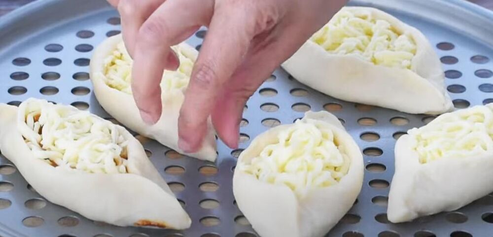 Arapska pita sa sirom i mesom