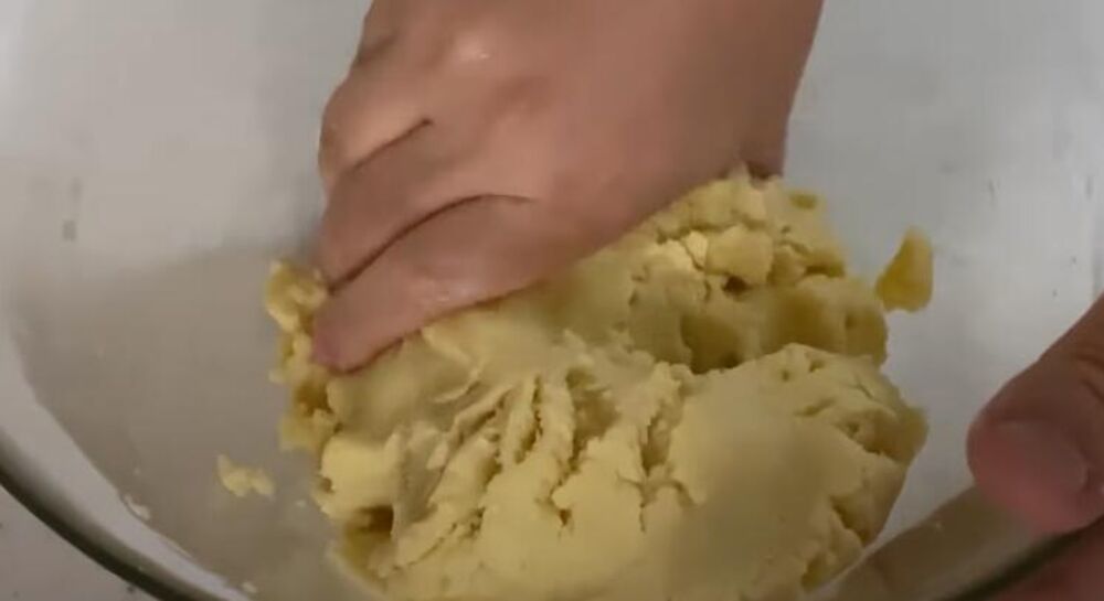 Pravljenje testa za kolač 'šekerpare'