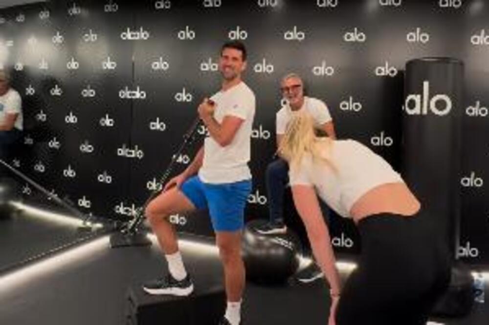 ĐOKOVIĆ POŠTENO "OZNOJIO" ZANOSNU PLAVUŠU! Nekada najpoželjnija sportistkinja sveta se pita: Što mi je ovo trebalo?