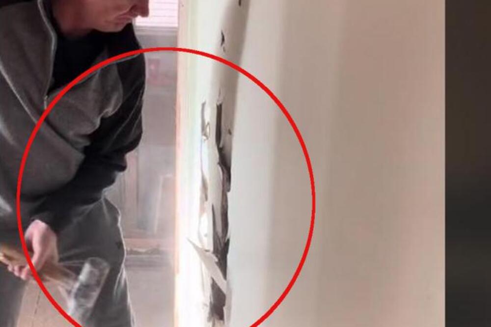 RENOVIRALI KUĆU IZ 60ih PA NAIŠLI NA NEOČEKIVANO BLAGO: Ova TAJNA PROSTORIJA krije MILIONE, svi su u šoku (VIDEO)