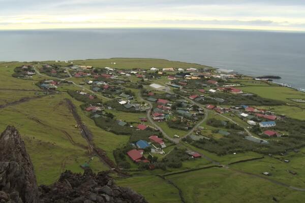 PREDSTAVLJAMO VAM NAJUDALJENIJI NASELJENI ARHIPELAG: Sa svega 250 stanovnika, krije KATASTROFU koja ih je OBELEŽILA