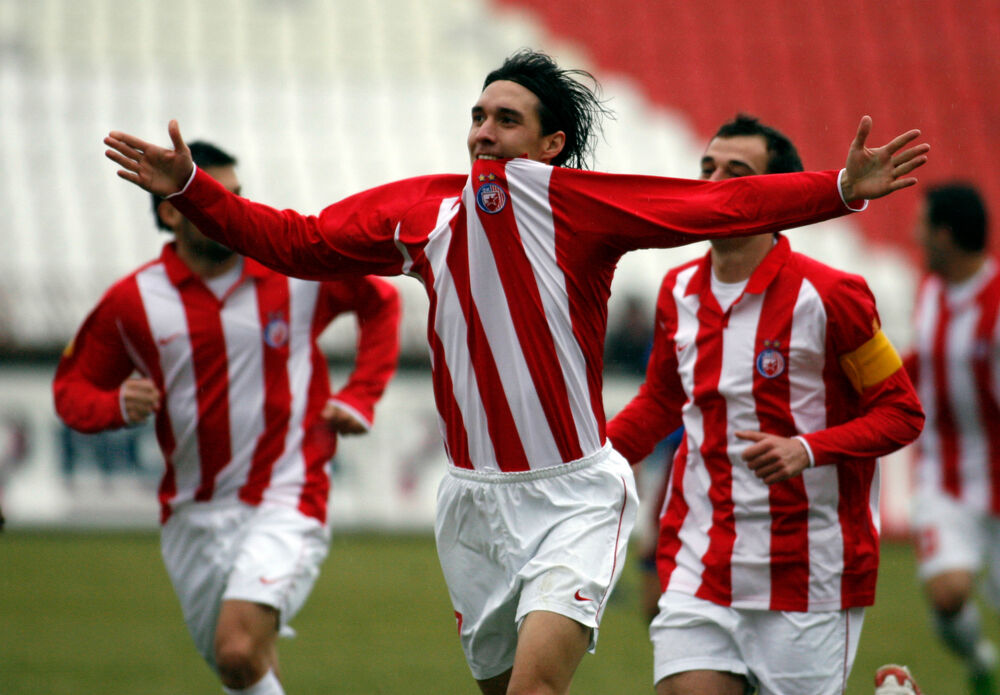 Kleo slavi gol u dresu Crvene zvezde