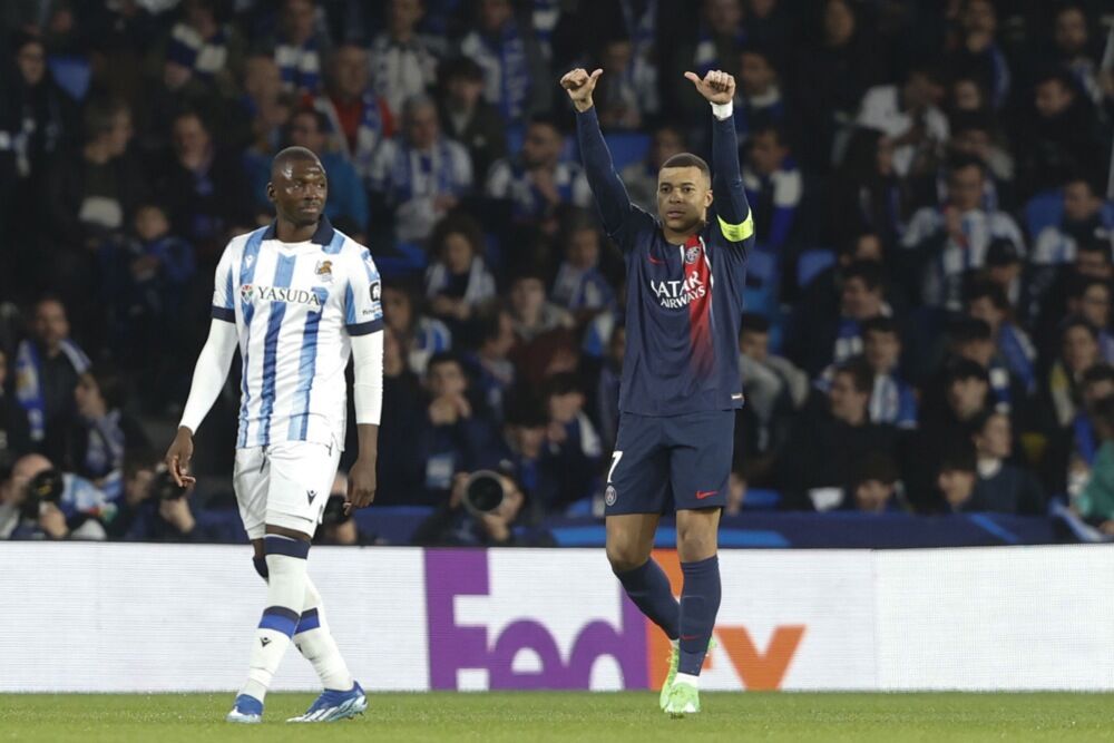 Slavlje Kilijana Mbapea na utakmici Real Sosijedada i Pari Sen Žermena