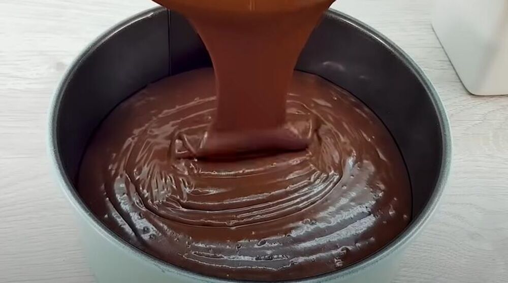 Kora za tursku kakao mokru tortu u plehu