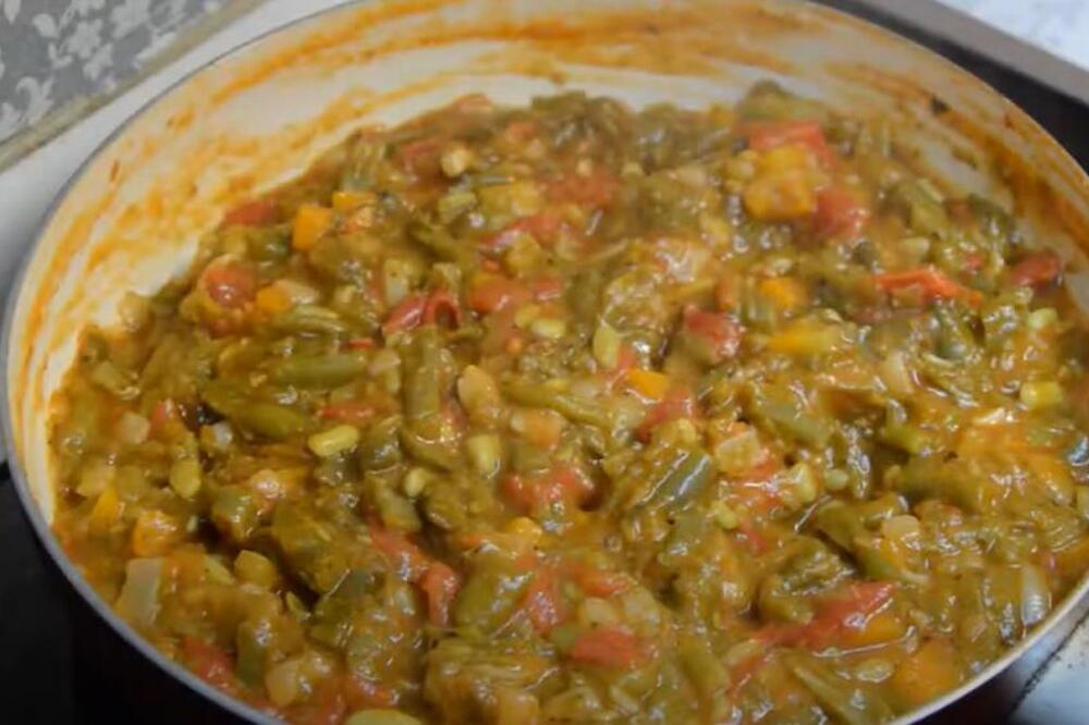 STARI MONASI U VREME POSTA OBAVEZNO PRAVE ZAPRŽENU BORANIJU: Najlepše jelo sa začinima - recept sa Hilandara