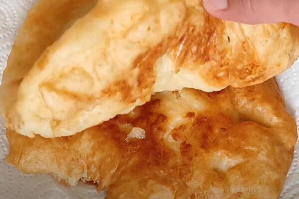 NAJBRŽE MEKIKE SA JOGURTOM OD SAMO 5 SASTOJAKA: Testo mekano i drugi dan - recept iz stare sveske