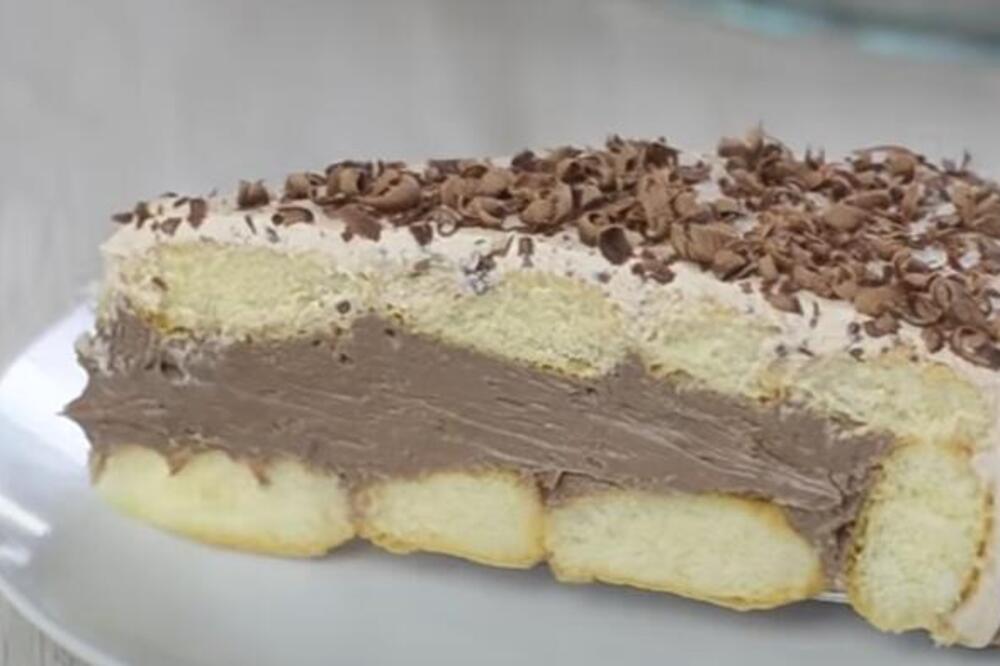 NAJKREMASTIJA POSLASTICA KOJA KIDA KOLIKO JE DOBRA: Bugarska torta "Piškotino" - sočna, lagana i osvežavajuća