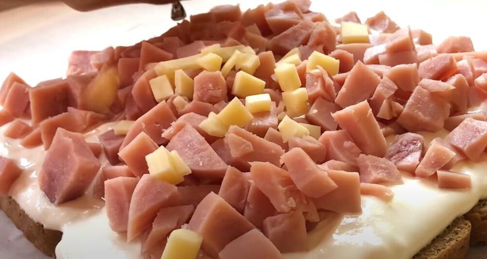 Filovanje slane torte sa tost hlebom