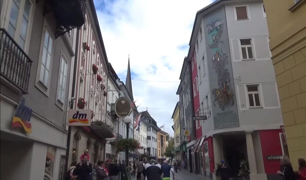 Austrija